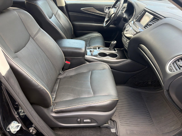 Used 2019 INFINITI QX60 Luxe w/ Essential Package FWD image 15