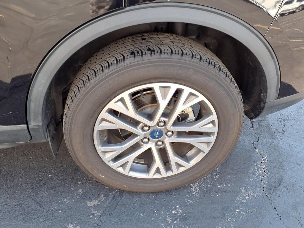 Certified 2022 Ford Escape SEL AWD/4WD image 31