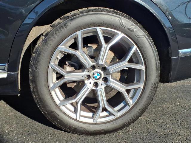 Used 2024 BMW X7 xDrive40i image 29