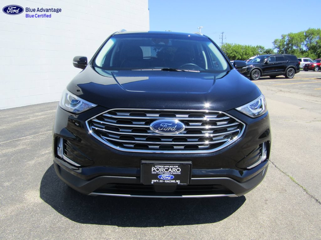 Certified 2019 Ford Edge Titanium w/ Cold Weather Package AWD/4WD image 11