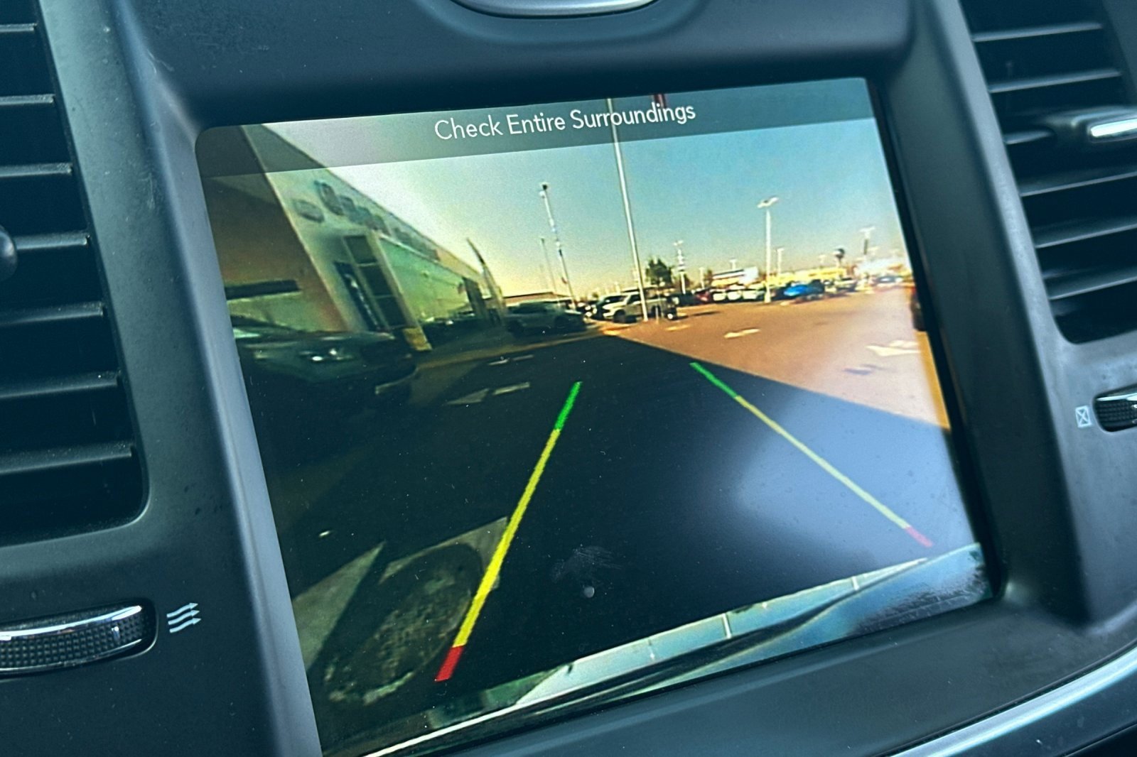 Used 2019 Chrysler 300 Limited image 20