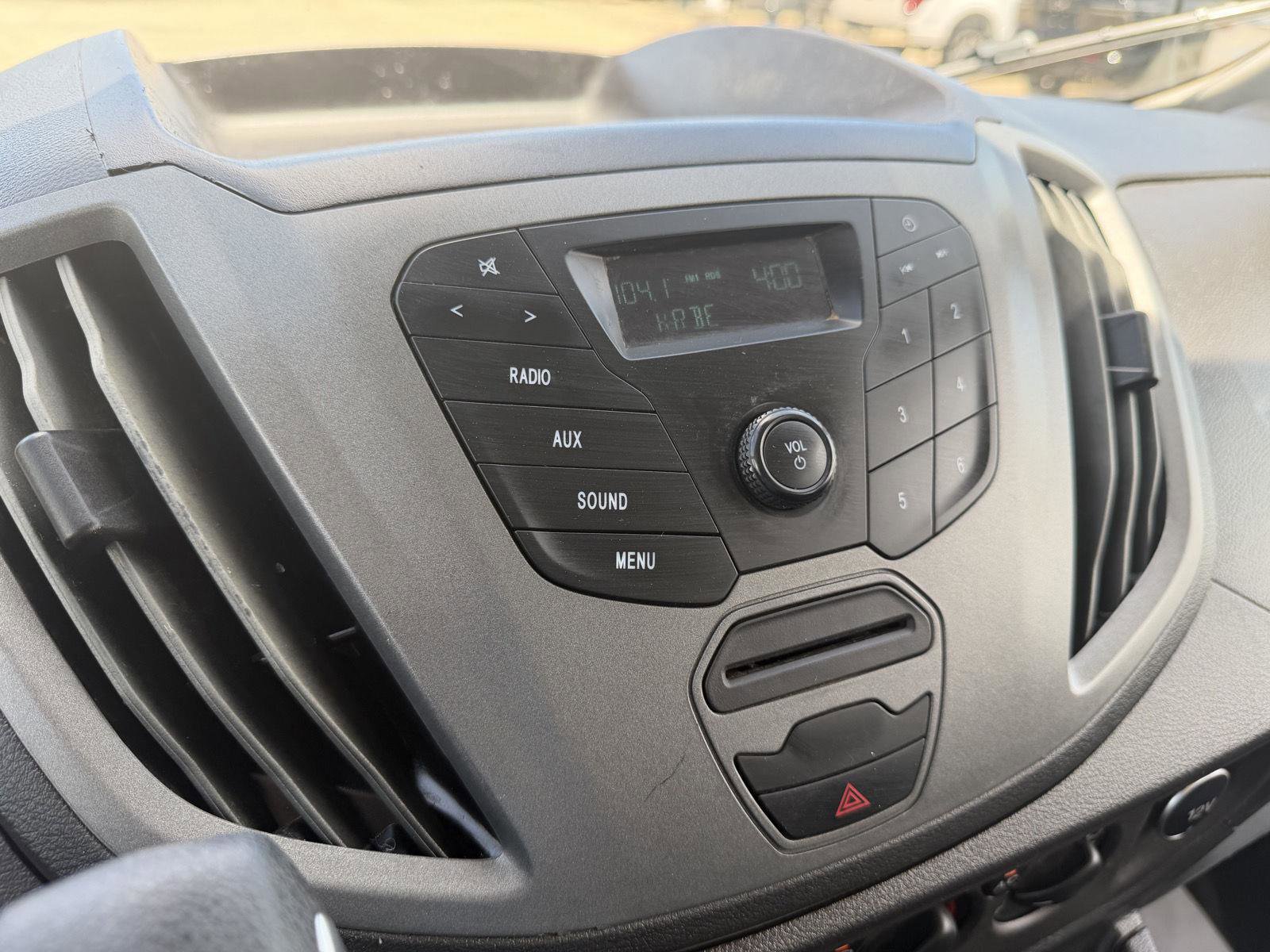 Certified 2019 Ford Transit 350 XL RWD image 11
