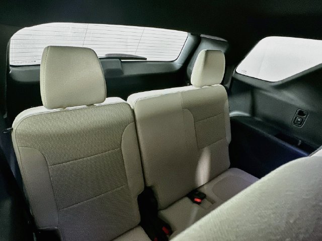 Used 2023 Chevrolet Traverse LS w/ Midnight/Sport Edition AWD/4WD image 31