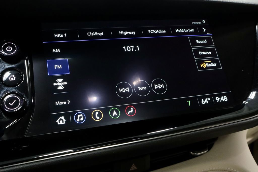 Used 2023 Buick Envision Avenir AWD/4WD image 3