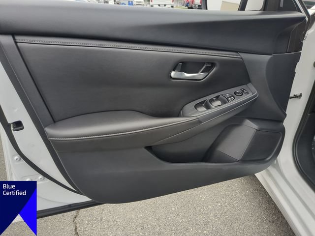 Used 2025 Nissan Sentra SV FWD image 12