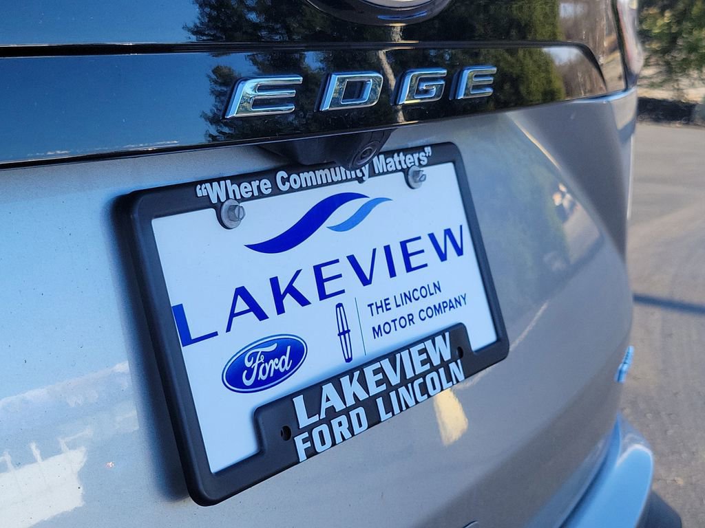 Certified 2023 Ford Edge Titanium image 28