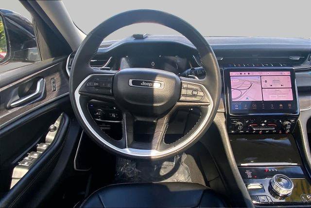 Used 2023 Jeep Grand Cherokee 4WD 4xe image 6