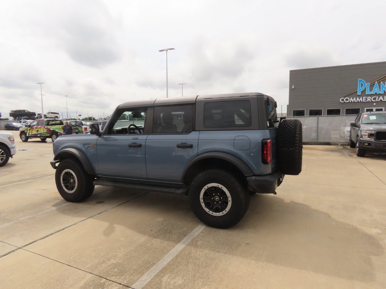 Certified 2023 Ford Bronco Badlands w/ Sasquatch Package AWD/4WD image 13
