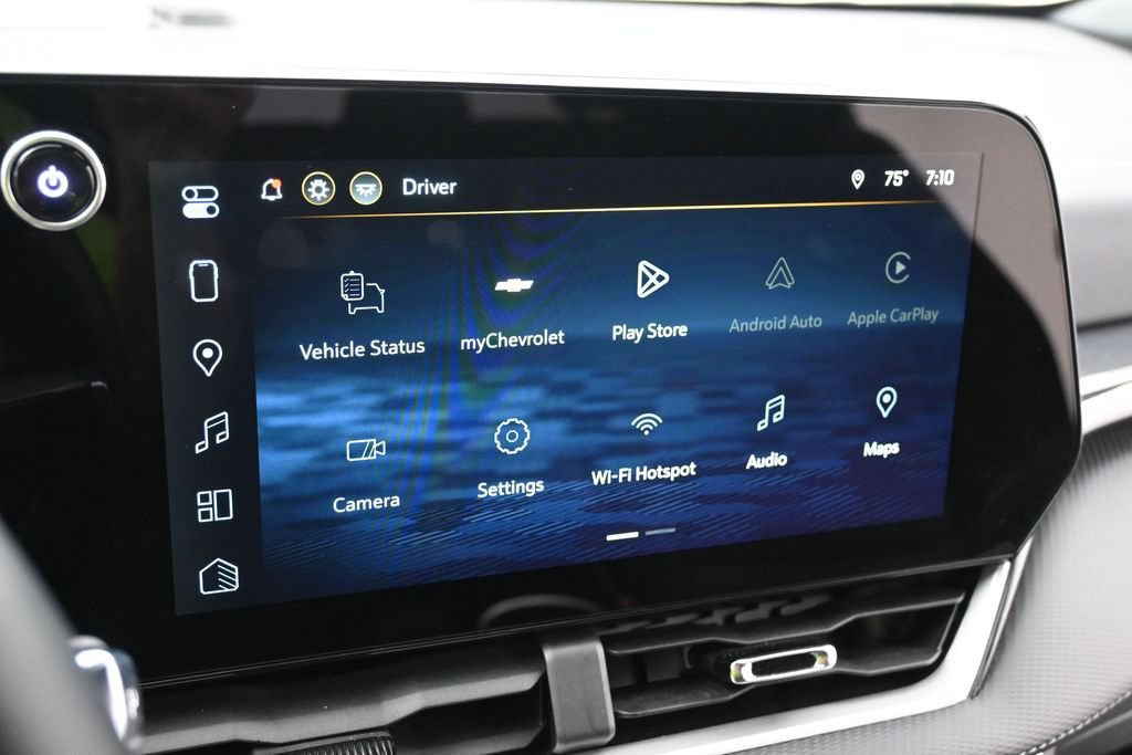 Used 2026 Chevrolet Equinox LT AWD/4WD image 10