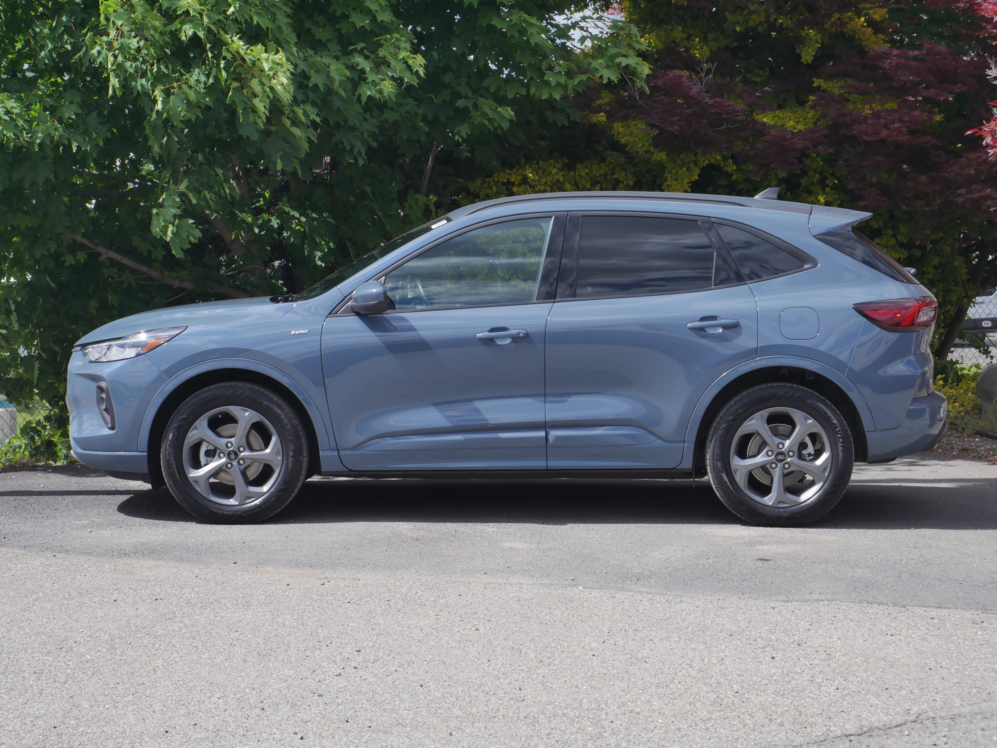 Certified 2023 Ford Escape ST-Line Select w/ Tech Pack #2 AWD/4WD image 16