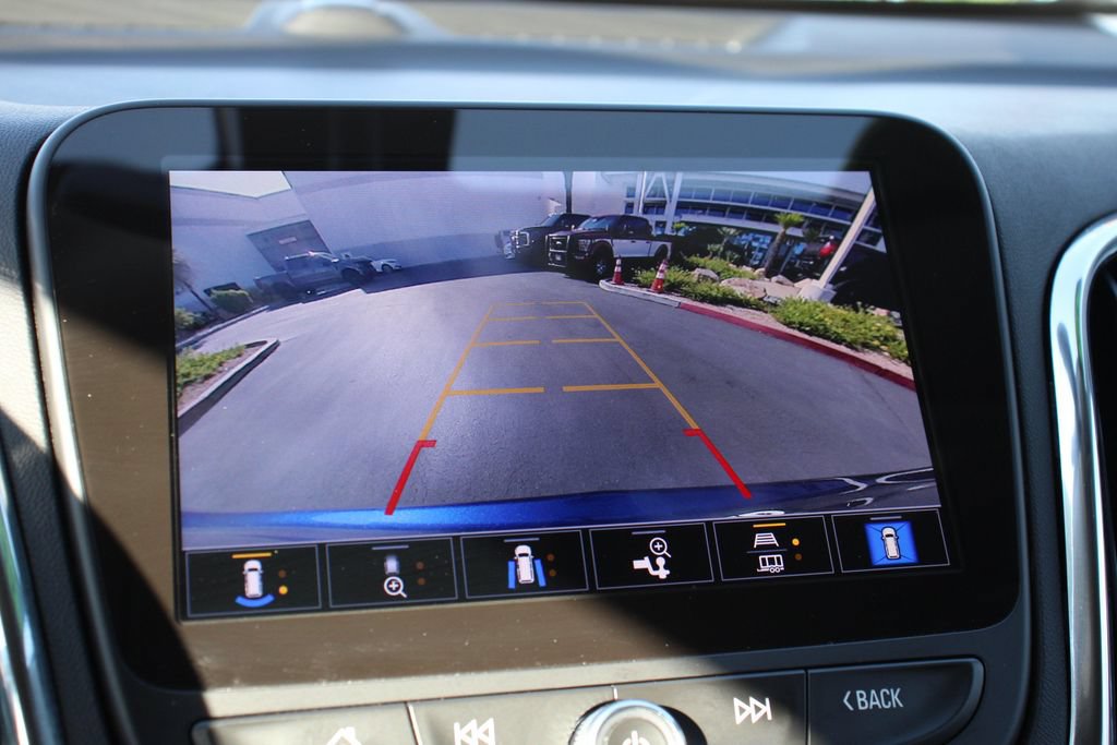 Used 2023 Chevrolet Equinox LT AWD/4WD image 33