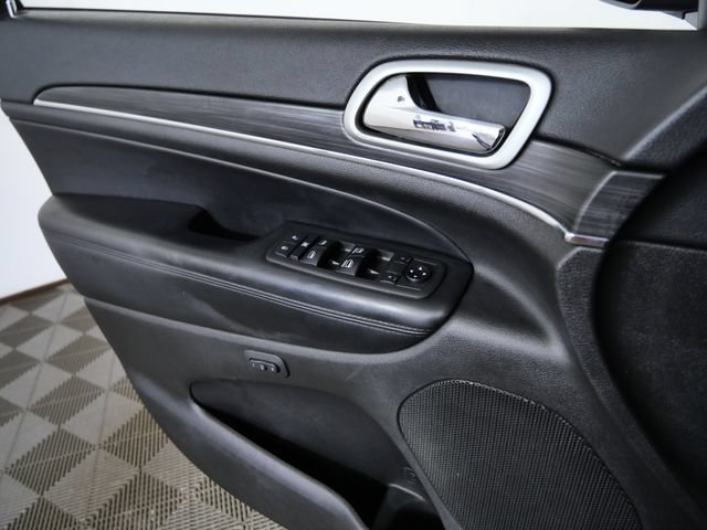 Used 2021 Jeep Grand Cherokee Limited w/ Premium Lighting Group AWD/4WD image 27