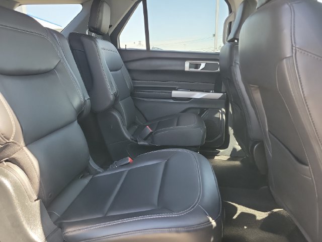 Certified 2022 Ford Explorer XLT w/ Equipment Group 202A AWD/4WD image 23