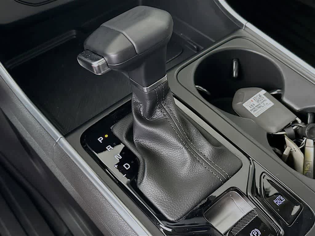 Used 2025 Kia Carnival SX Prestige FWD image 19