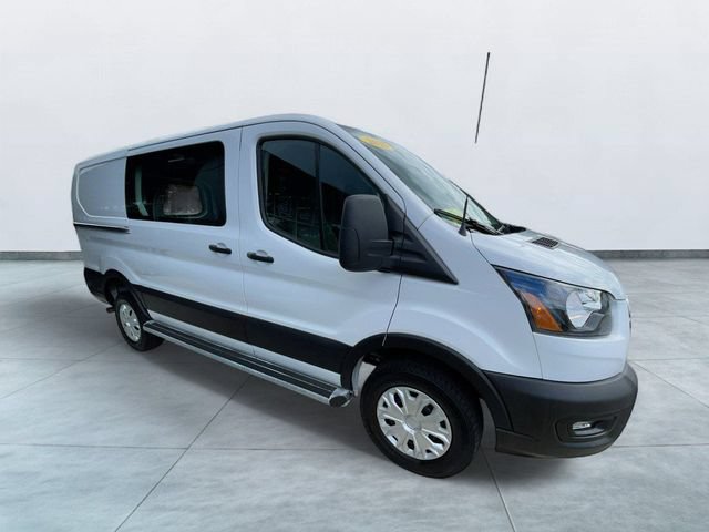 Certified 2025 Ford Transit 250 Low Roof w/ Exterior Upgrade Package RWD image 8