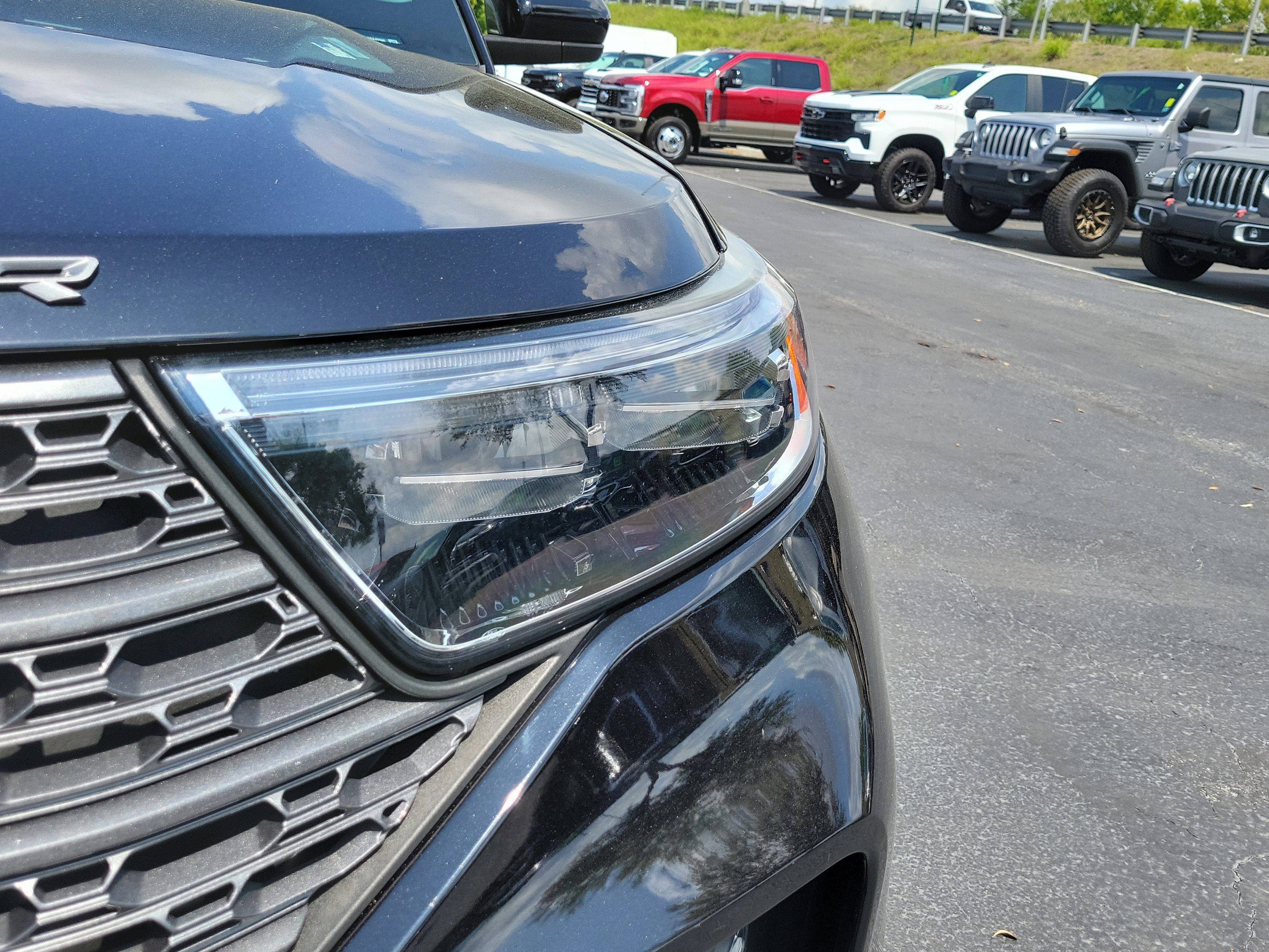 Certified 2023 Ford Explorer XLT w/ Equipment Group 202A image 6