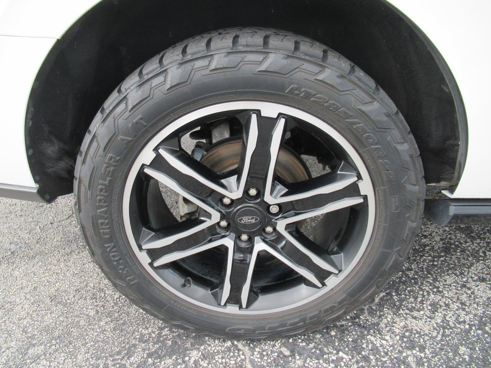 Certified 2021 Ford Expedition Limited RWD image 8