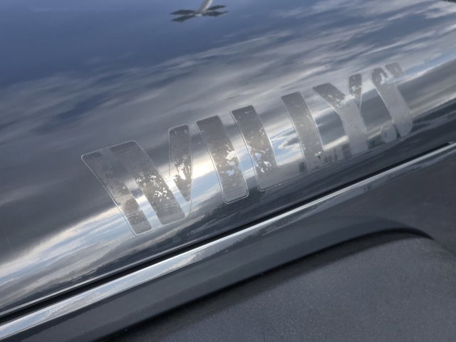 Used 2017 Jeep Wrangler Sport image 11