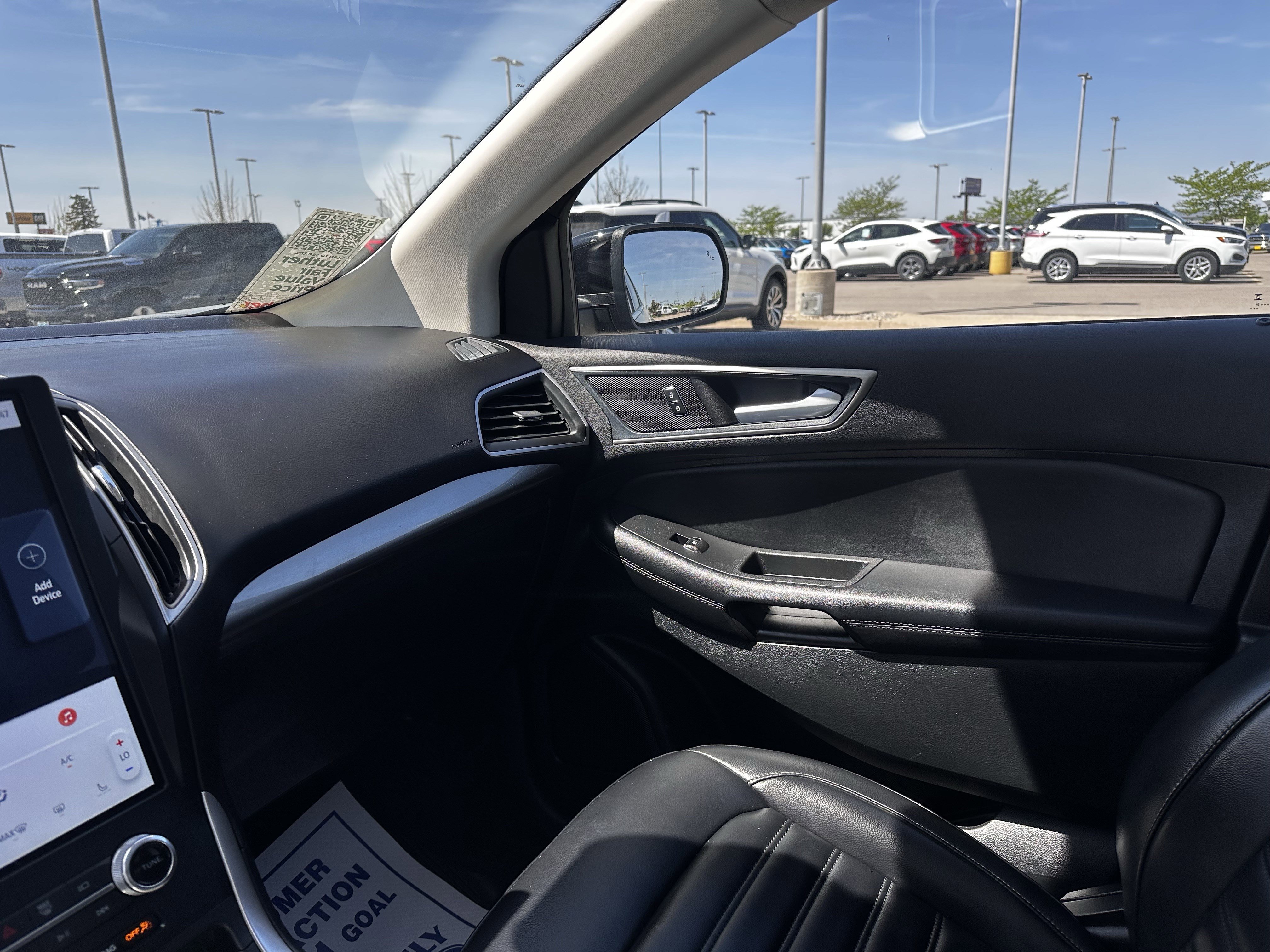 Certified 2024 Ford Edge SEL w/ Convenience Package AWD/4WD image 11