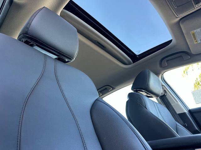 Used 2023 Acura TLX FWD image 15
