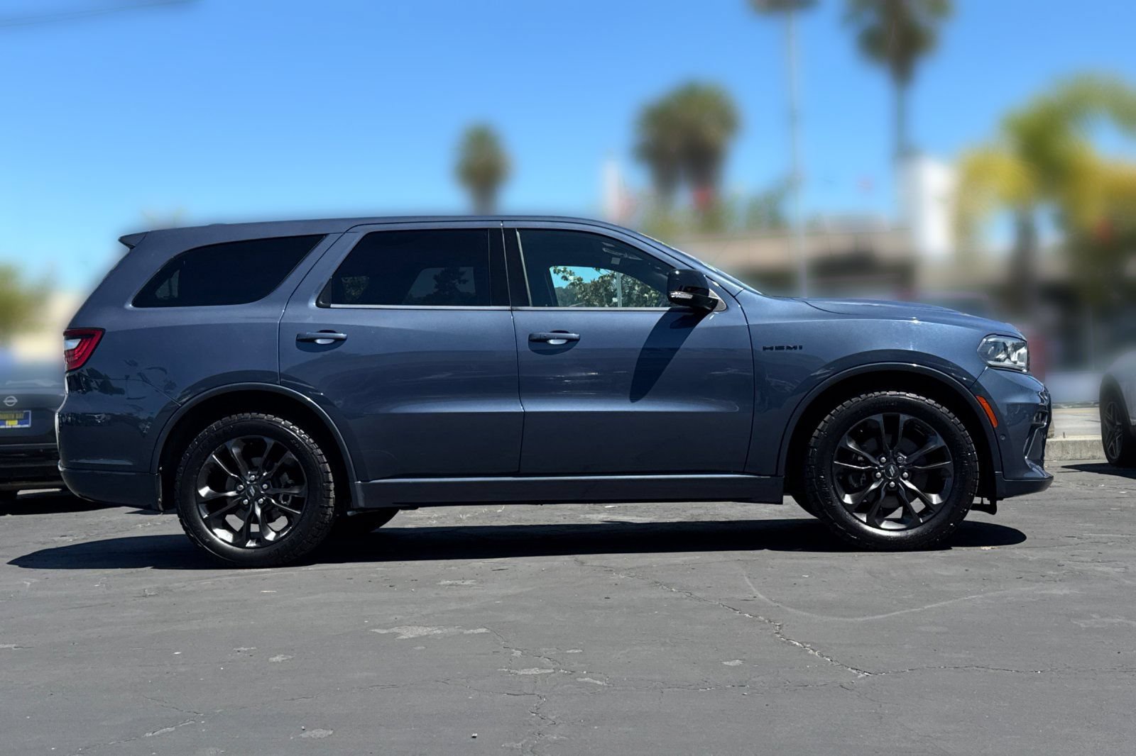 Used 2021 Dodge Durango R/T w/ Blacktop Package AWD/4WD image 31