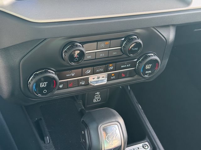 Certified 2026 Ford Bronco Outer Banks AWD/4WD image 18