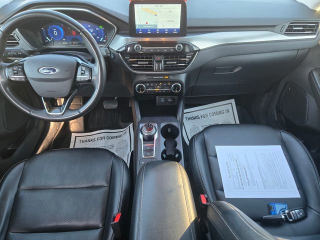 Certified 2022 Ford Escape Titanium image 10