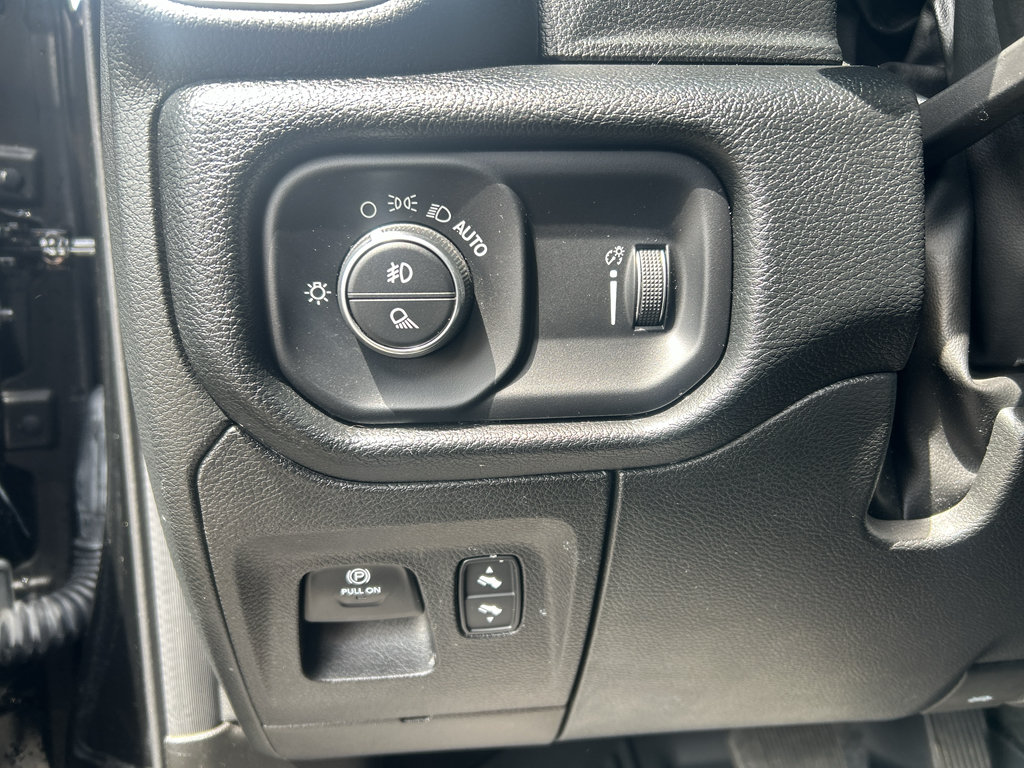 Used 2022 RAM 1500 Big Horn AWD/4WD image 19