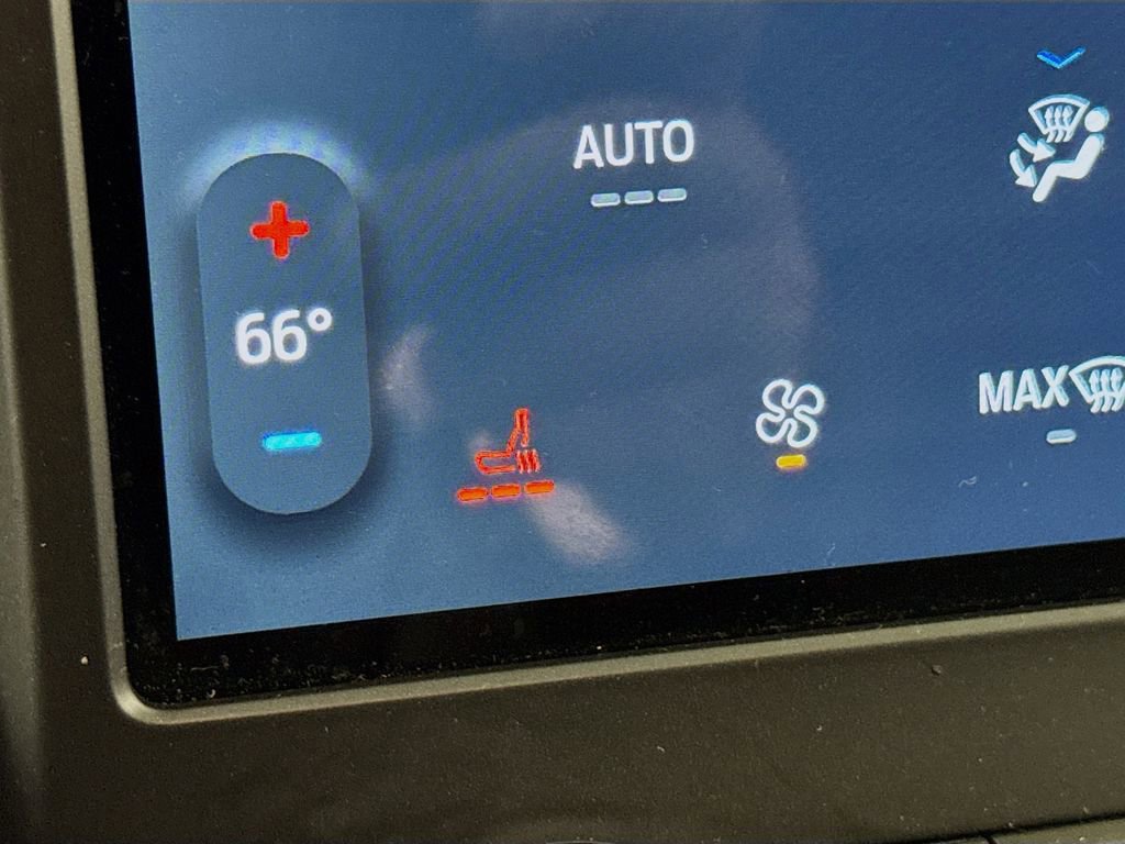 Certified 2023 Ford Edge SEL image 19