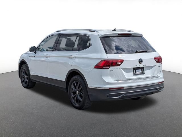 Used 2024 Volkswagen Tiguan SE AWD/4WD image 4