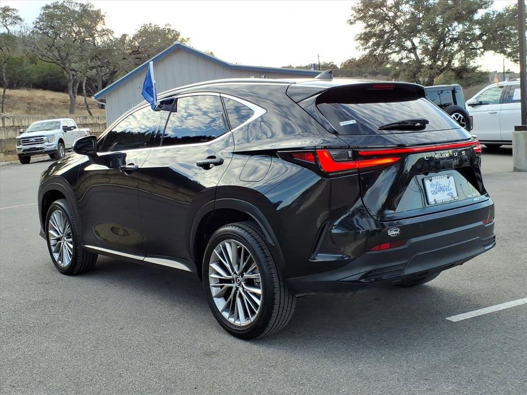 Used 2022 Lexus NX 350 350 Premium image 2