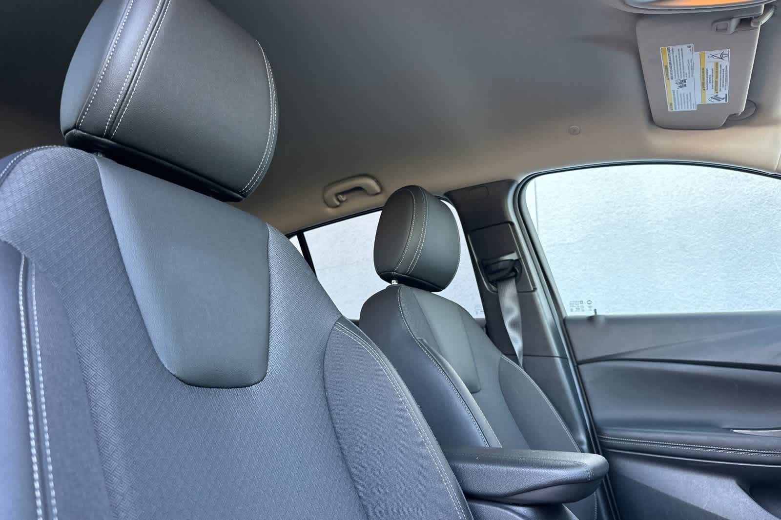 Used 2025 Buick Encore GX Preferred AWD/4WD image 17