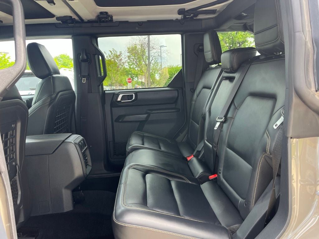 Certified 2025 Ford Bronco Badlands AWD/4WD image 13