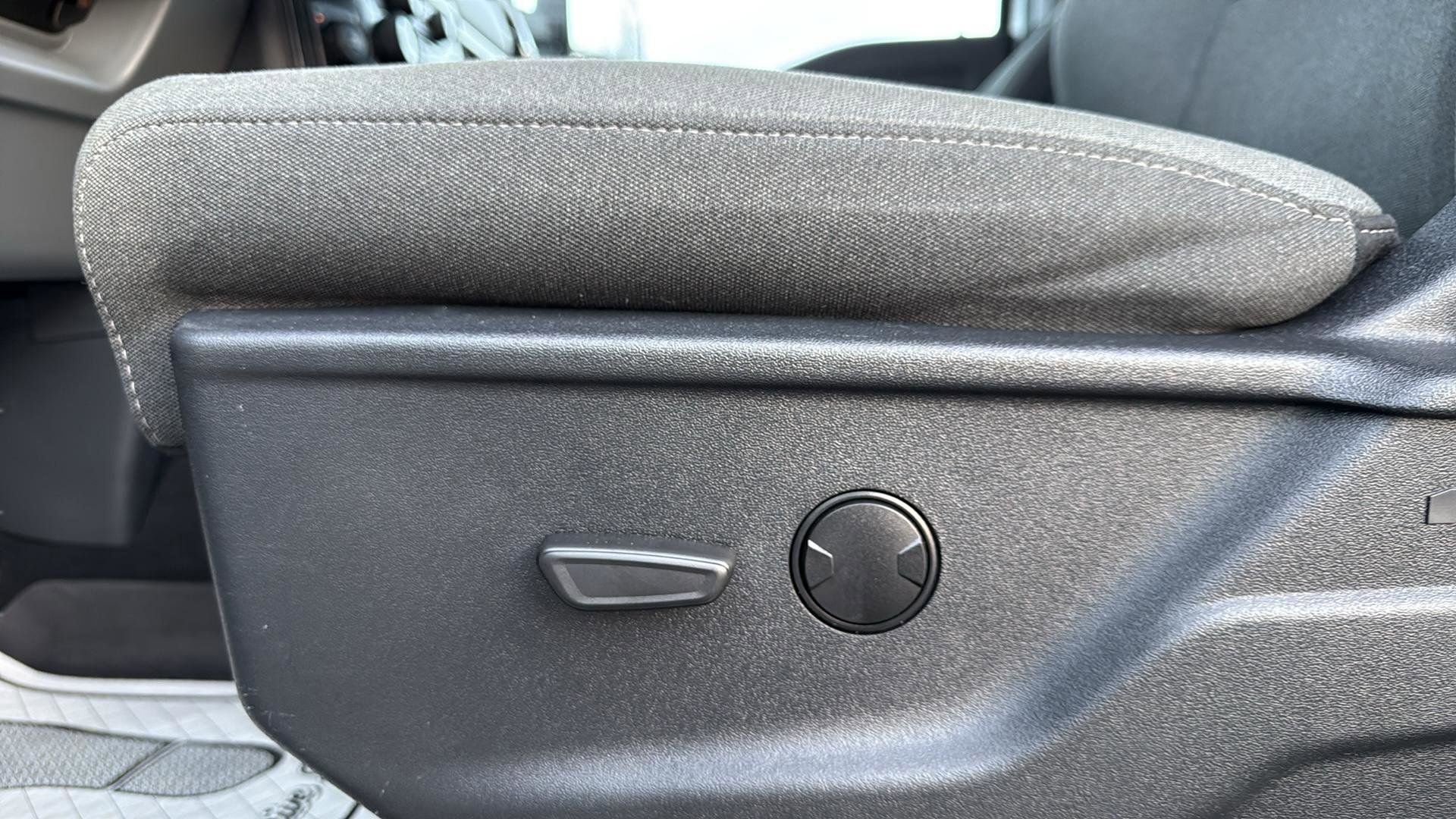 Certified 2023 Ford F250 XLT w/ FX4 Off-Road Package image 26