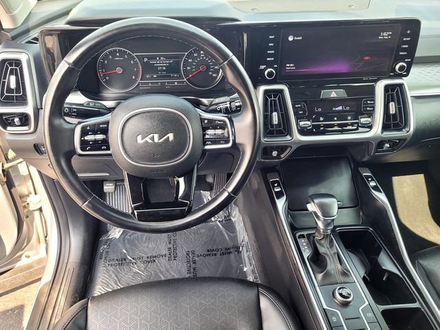 Used 2022 Kia Sorento S FWD image 9