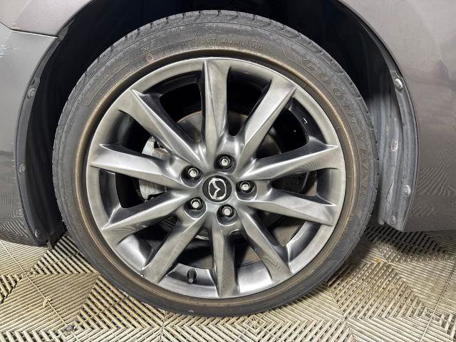 Used 2018 MAZDA MAZDA3 Touring image 13