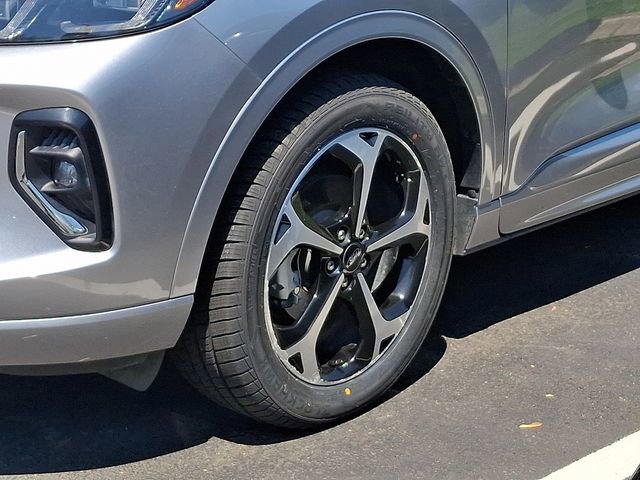 Certified 2023 Ford Escape ST-Line Elite w/ Class II Trailer Tow Package AWD/4WD image 4