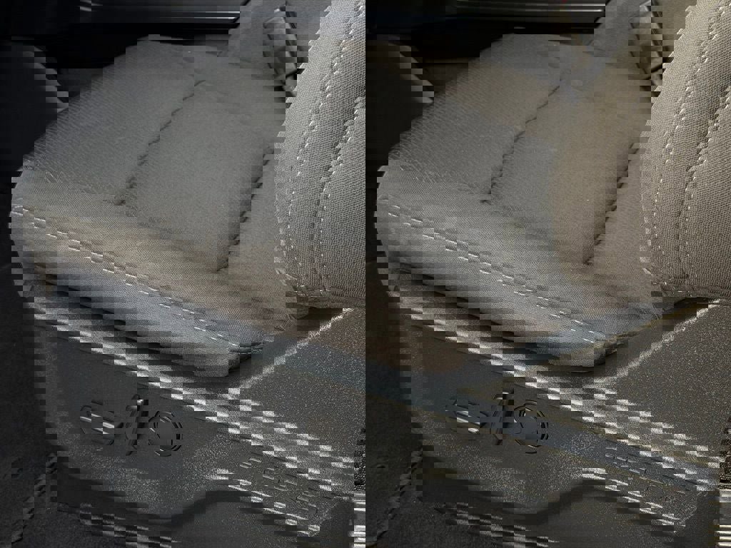 Certified 2023 Ford F150 XLT w/ Equipment Group 302A High image 23