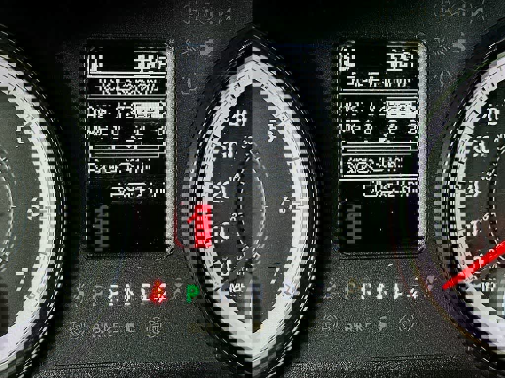 Used 2018 RAM 1500 Express w/ Express Value Package image 22