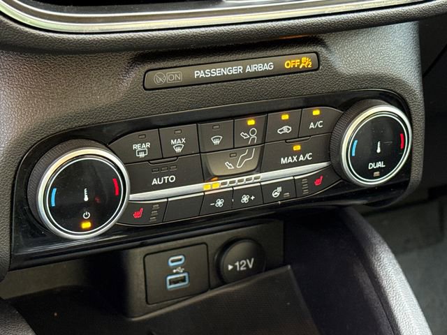 Certified 2022 Ford Escape Titanium FWD image 27