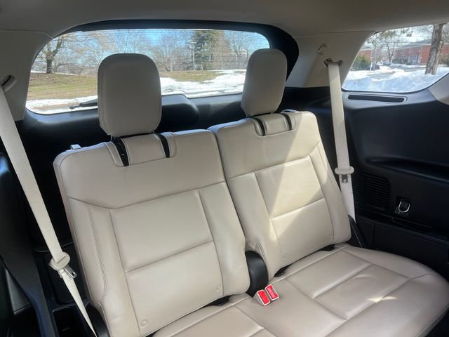 Certified 2022 Ford Explorer XLT w/ Equipment Group 202A image 32