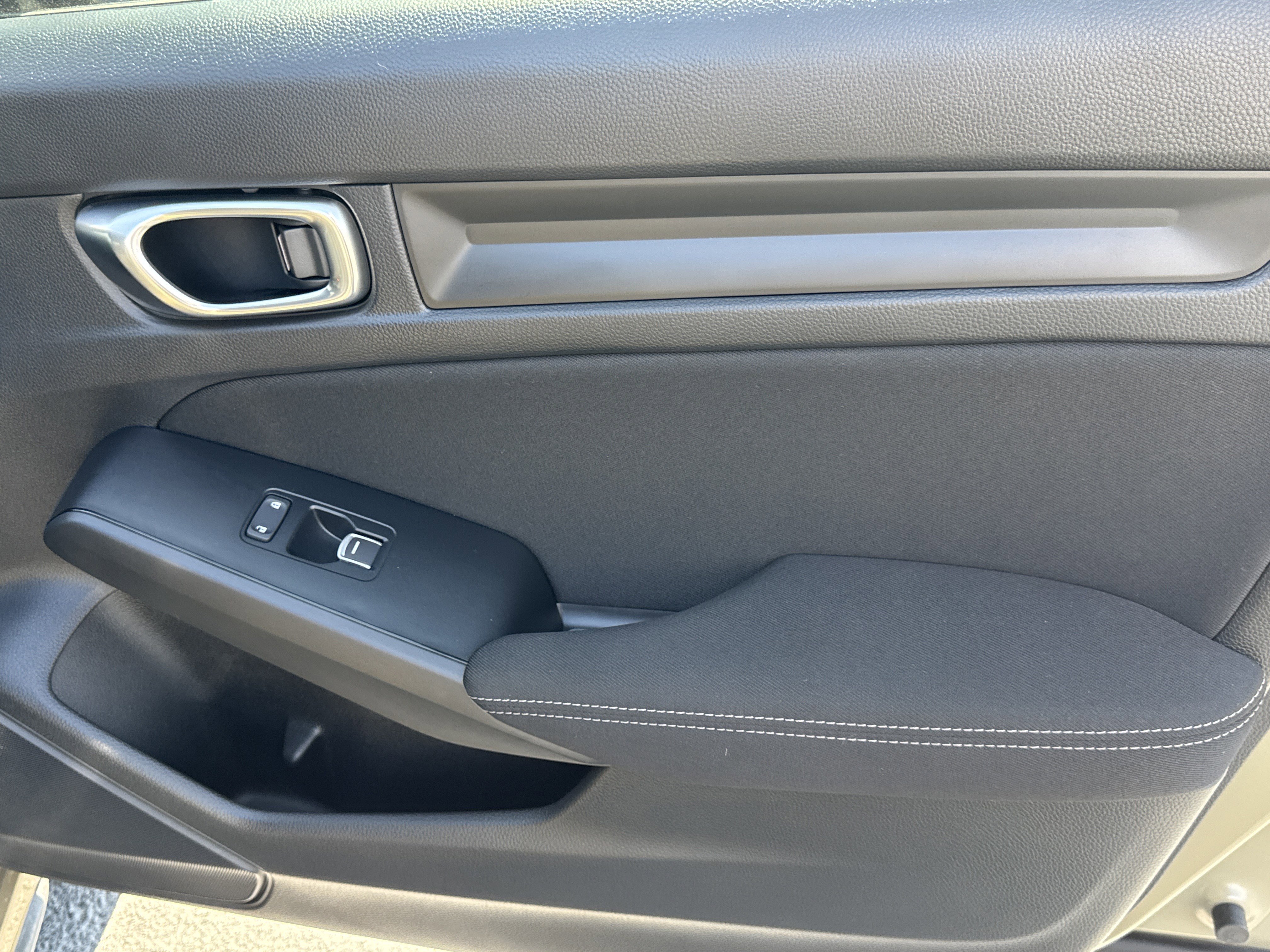 Used 2025 Honda Civic Sport image 15