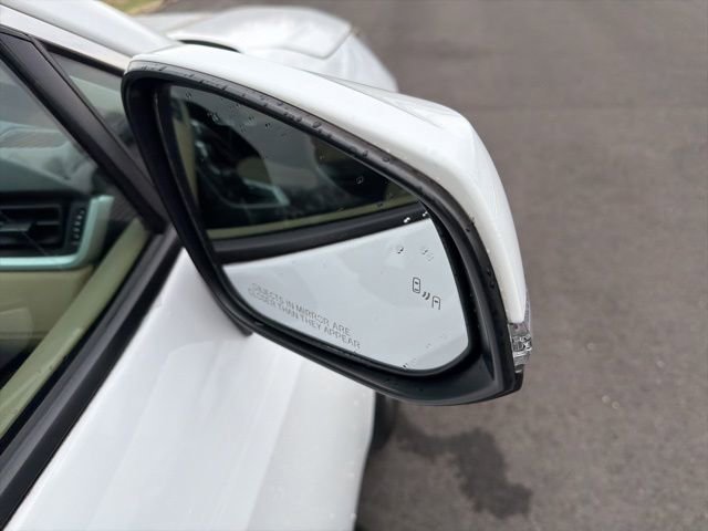 Used 2021 Toyota RAV4 XLE w/ XLE Grade Weather Package image 6