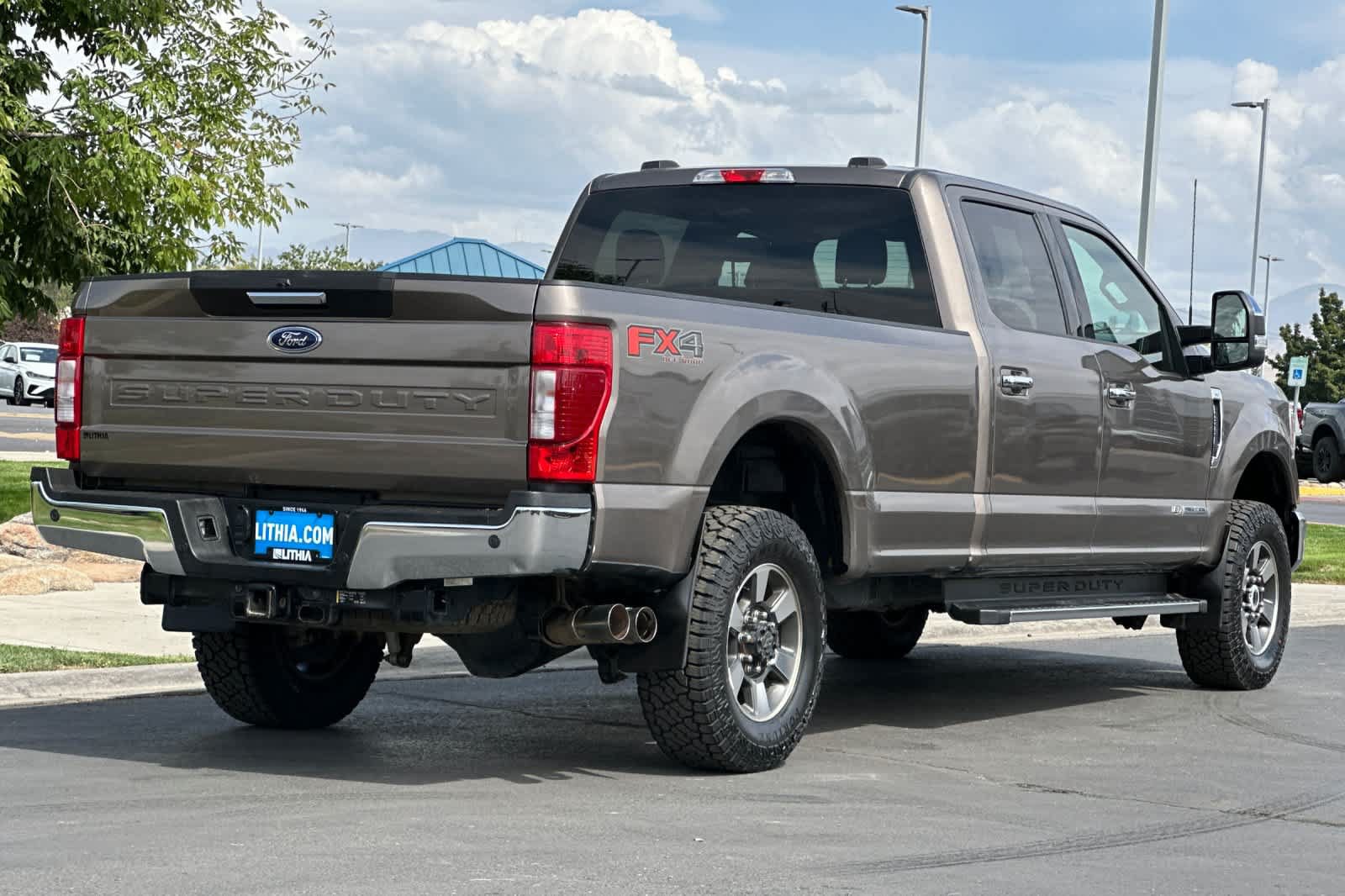 Certified 2022 Ford F350 XLT w/ XLT Premium Package AWD/4WD image 2