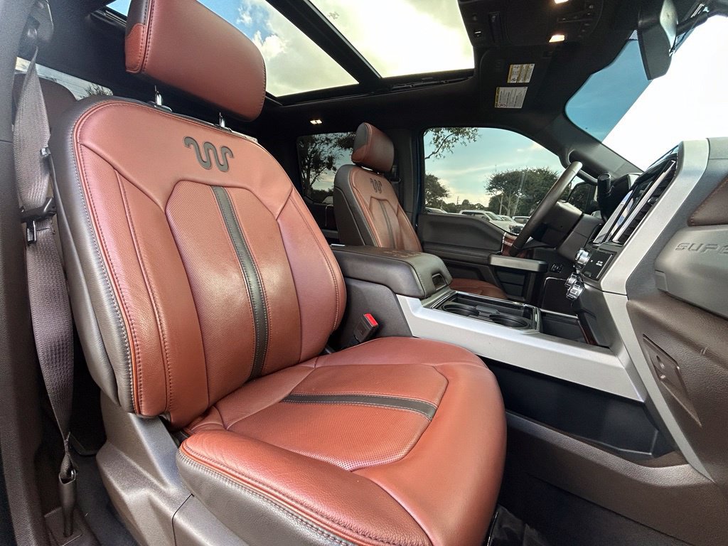 Certified 2022 Ford F350 King Ranch w/ King Ranch Ultimate Package AWD/4WD image 32
