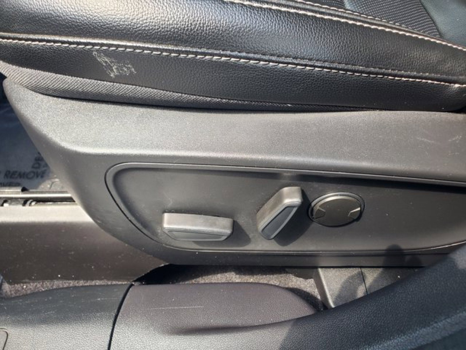 Certified 2022 Ford Escape SEL FWD image 12