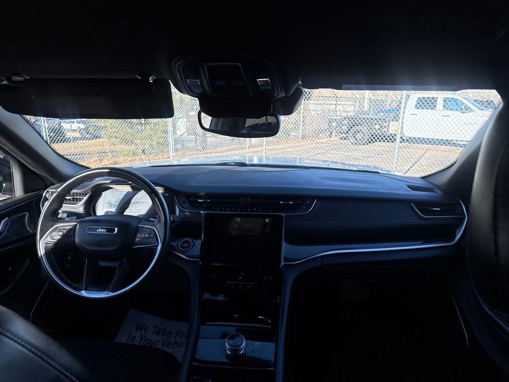 Used 2021 Jeep Grand Cherokee L Altitude image 28