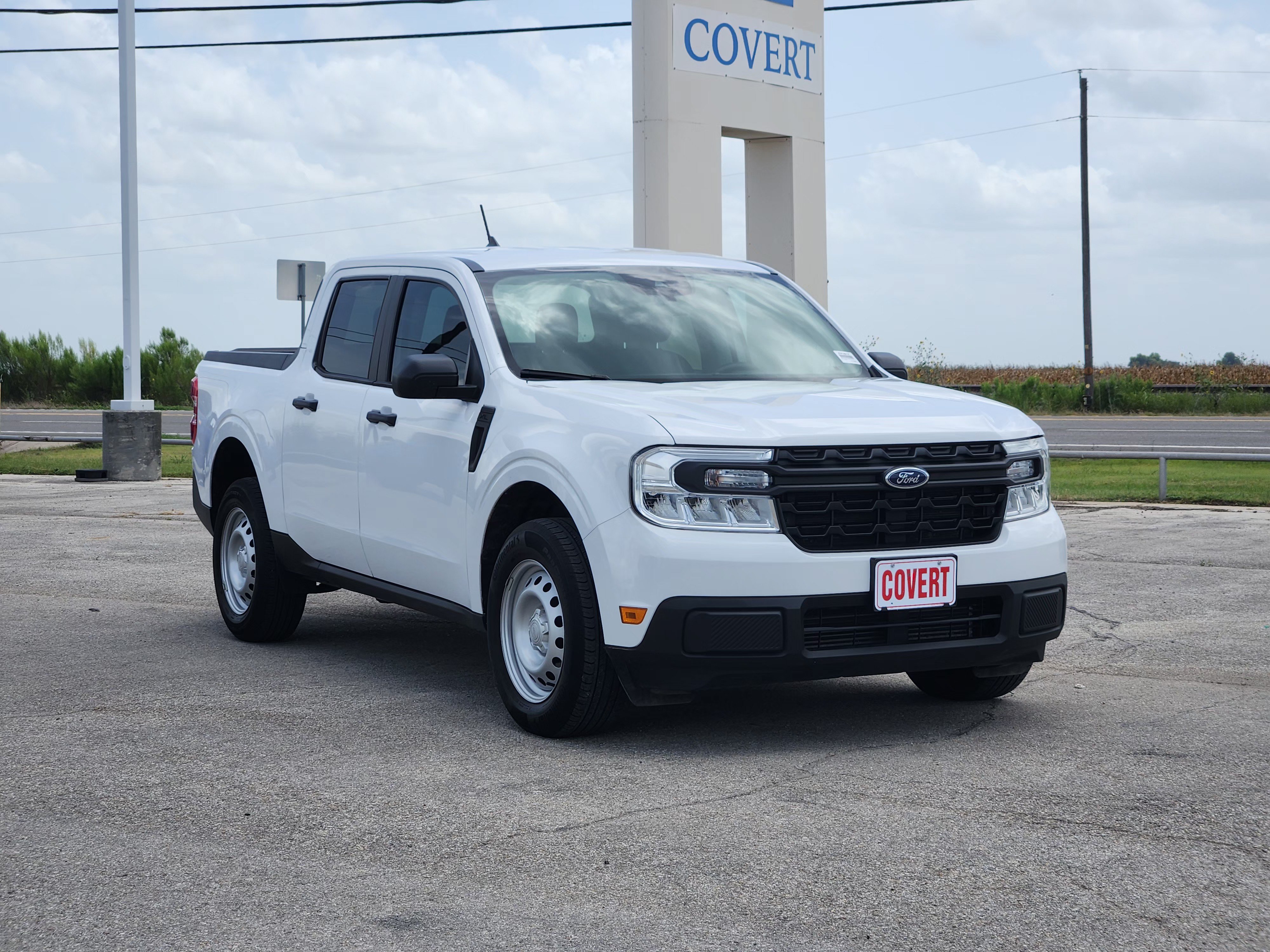 Certified 2024 Ford Maverick XL FWD image 3