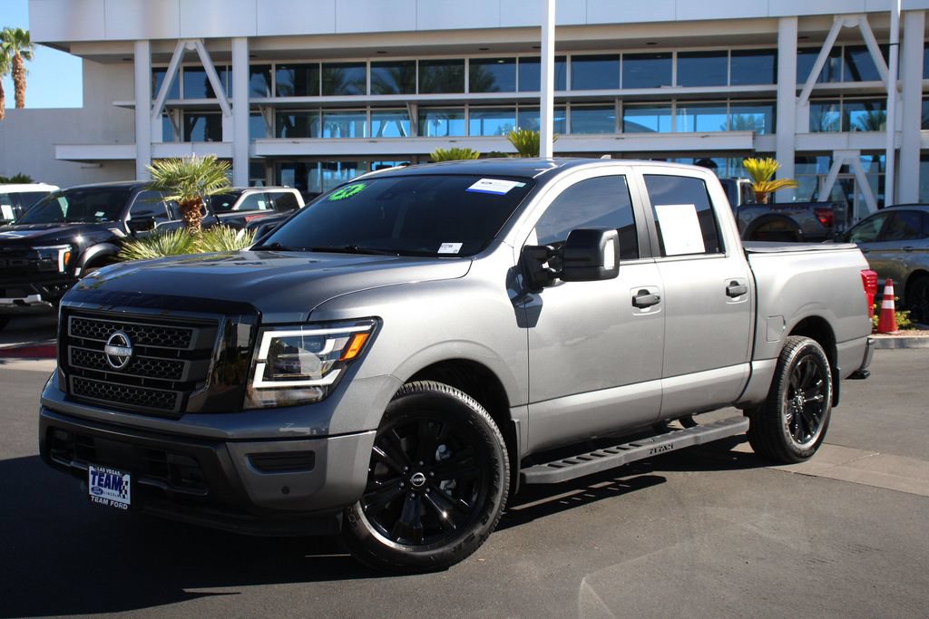 Used 2024 Nissan Titan SV w/ SV Convenience Package