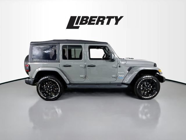 Used 2021 Jeep Wrangler Unlimited Sahara w/ Cold Weather Group AWD/4WD image 8